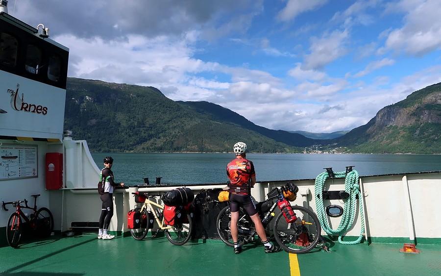 Fajny i widokowy rejs po Sognefjordzie