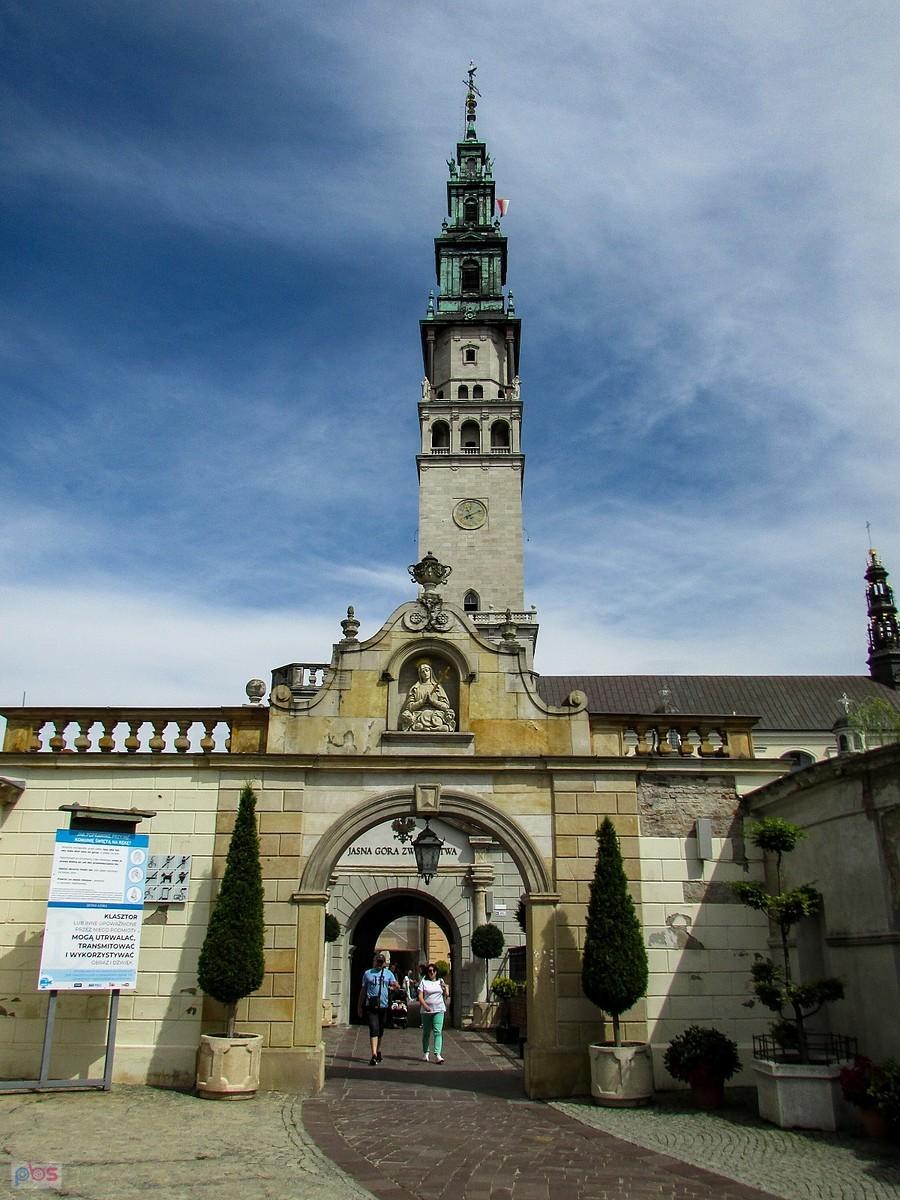 Brama Matki Bożej Bolesnej