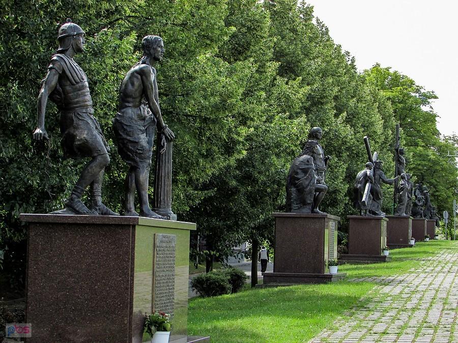 Stacje różańcowe na błoniach jasnogórskich