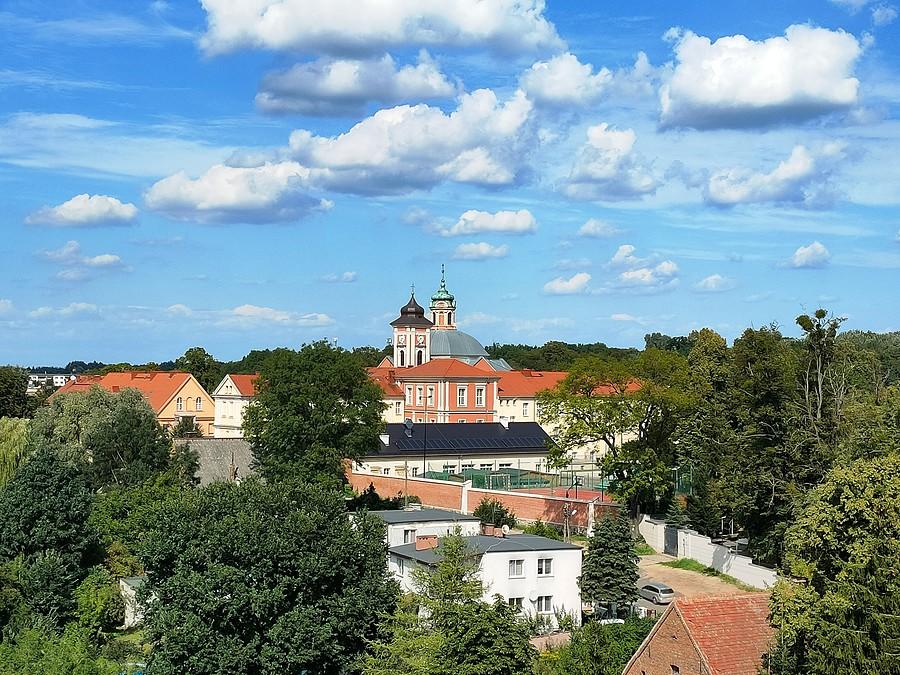 Zepół poklasztorny zgormadzenia Cysterek w Owińskach