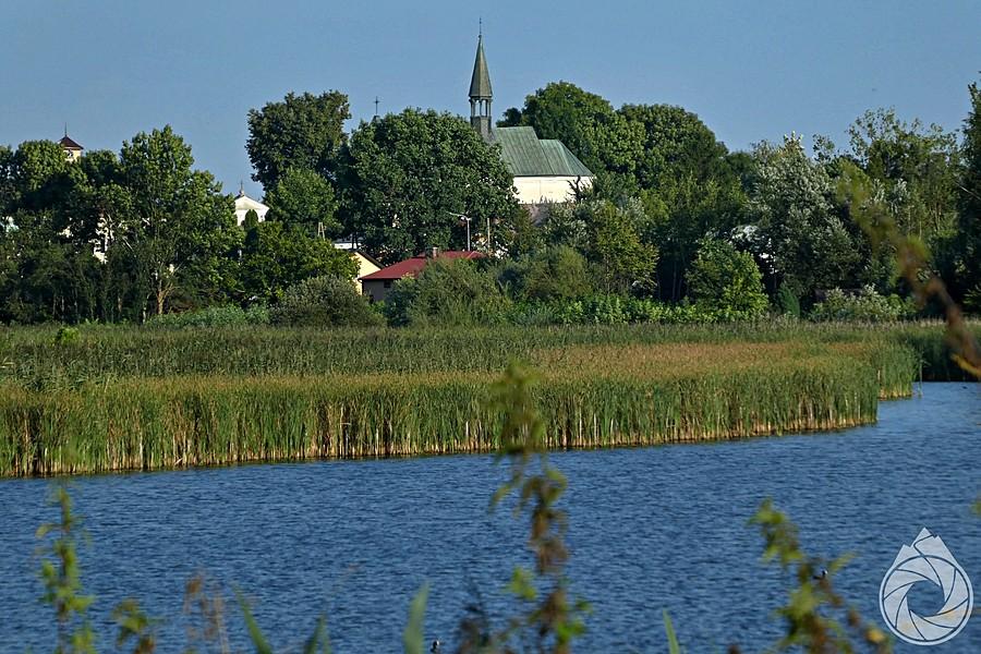 Łaszczów zza stawów