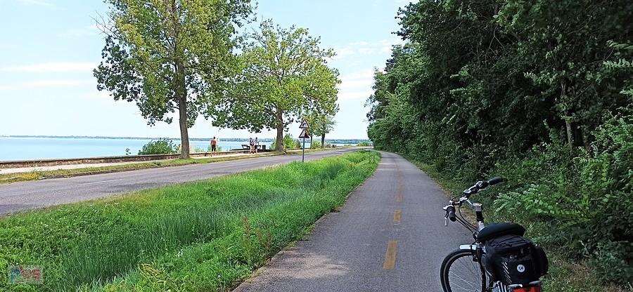 Wzdłuż Balatonu