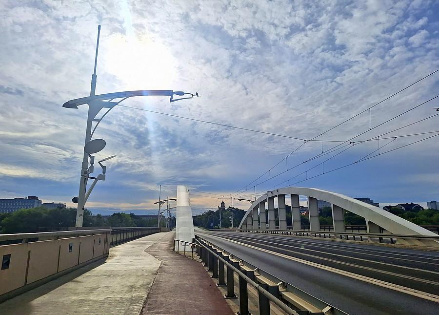 Słoneczna poznańska pomostówka