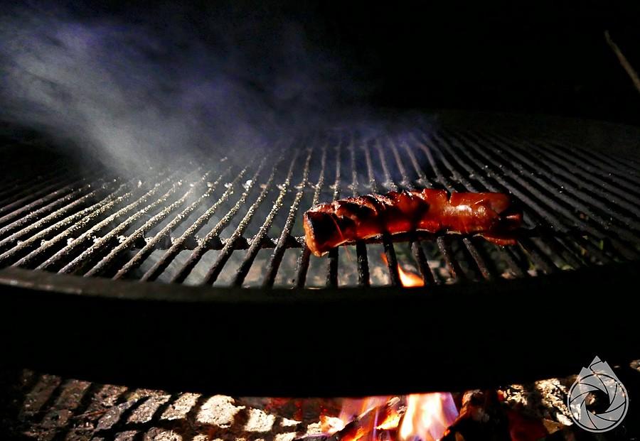 na dziś na obiad wymyślne wiktuały - penis bawoli skwierczący na grillu