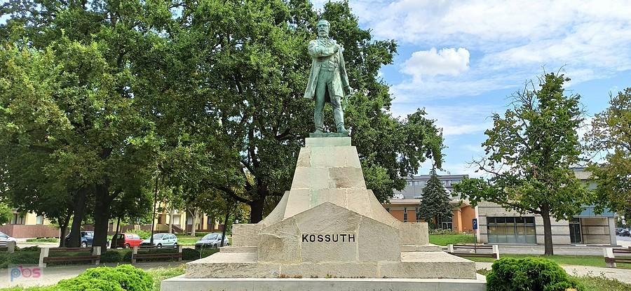 Pomnik Lajosa Kossutha w Bekescsabie