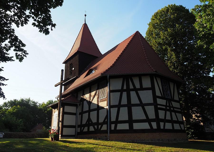 Kościół w Lubiechni Małej