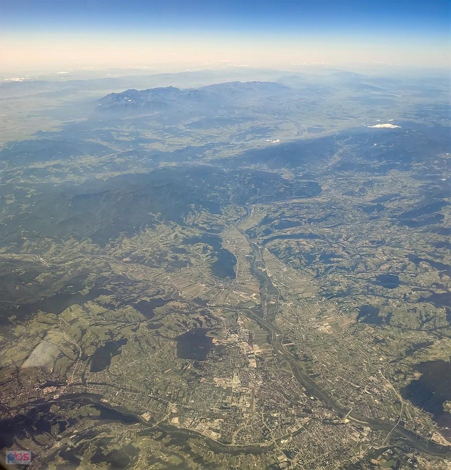 Nowy Sącz i w oddali Tatry