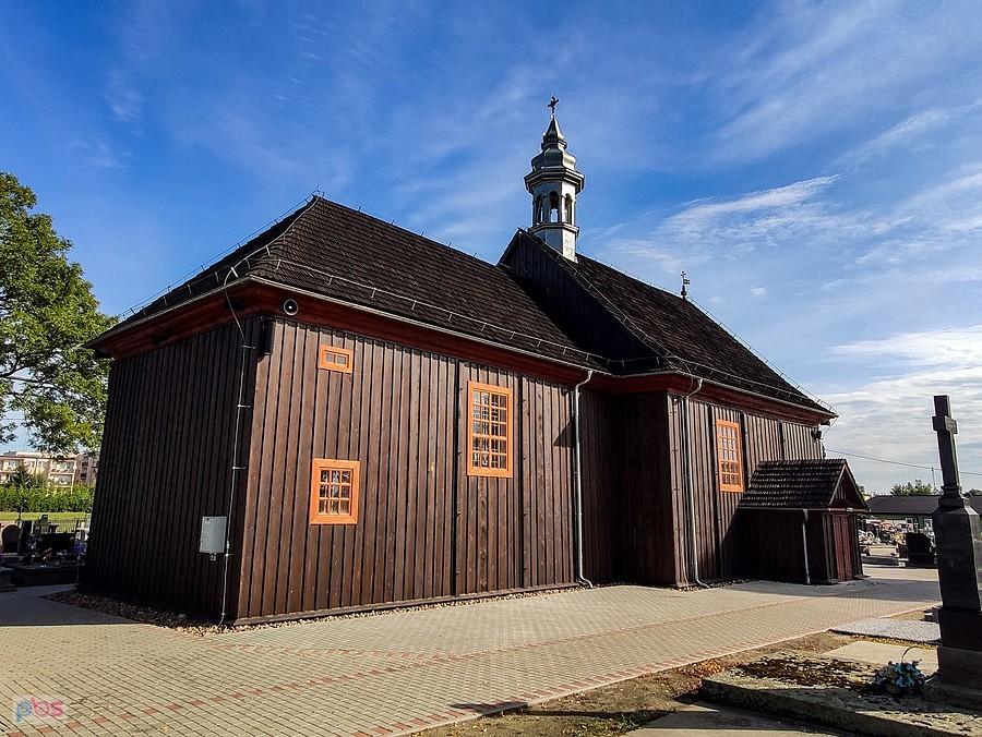 Piątek - kościół p.w. Przemienienia Pańskiego z 1753 r