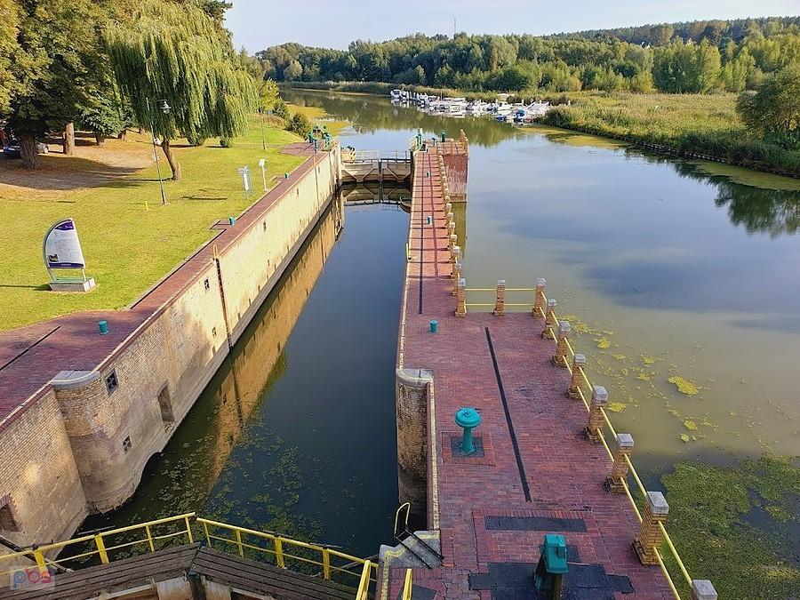 Śluza na kanale