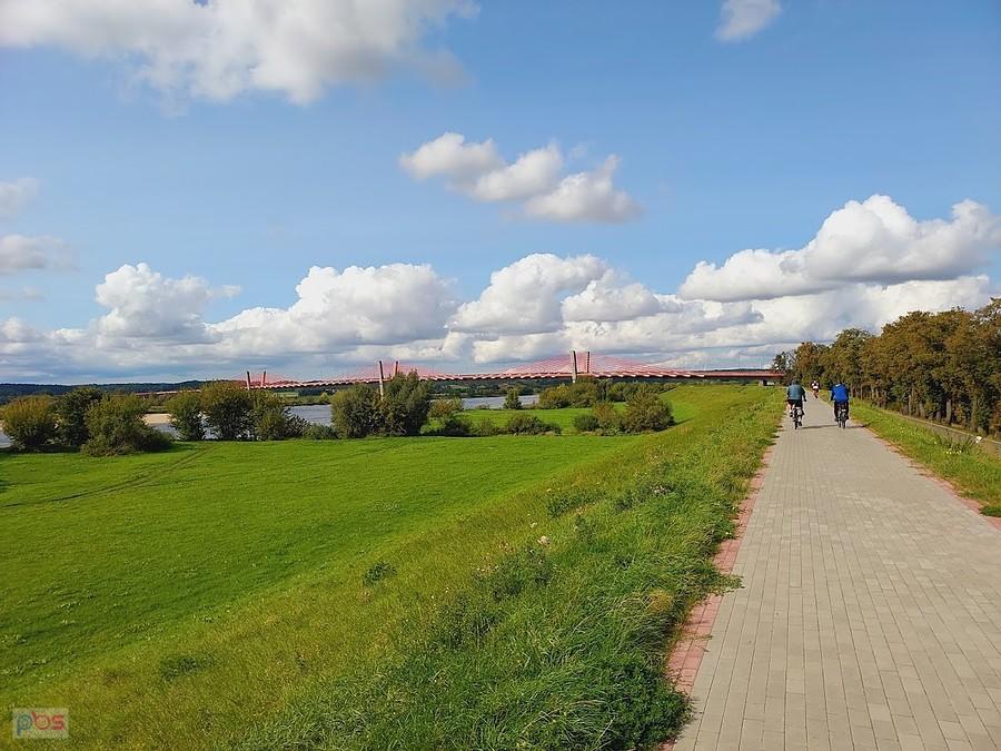 Most w Korzeniewie