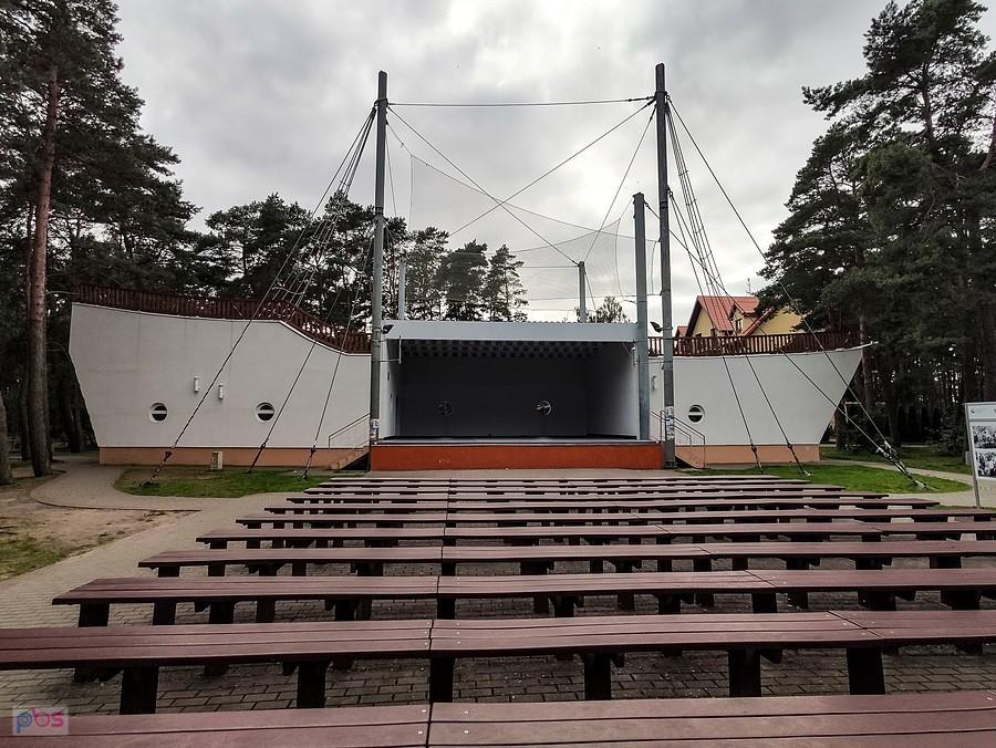 Amfiteatr w stylu marynistycznym