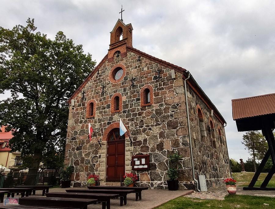 Kościółek w Rowach