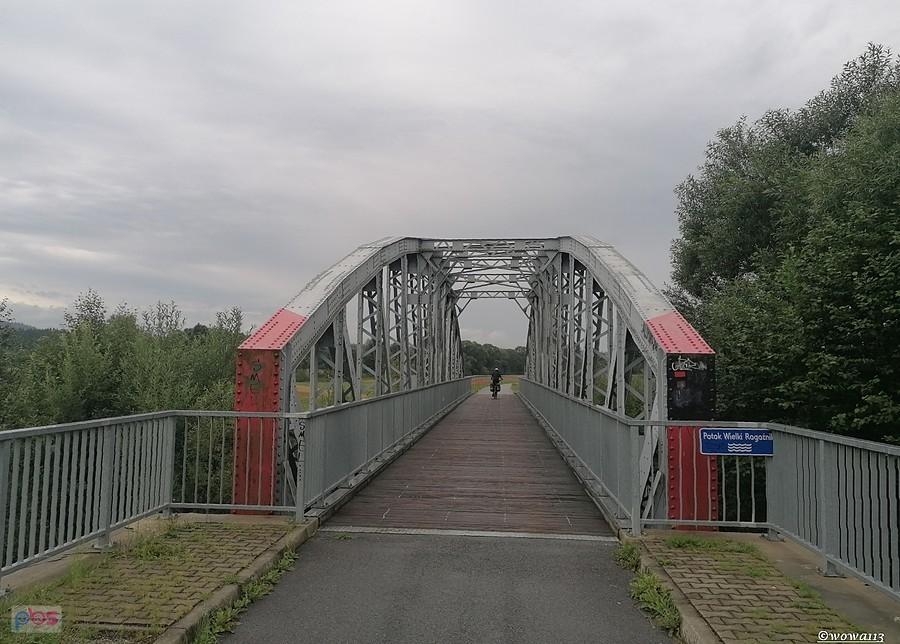 Pokolejowy most nad Wielkim Rogoźnikiem