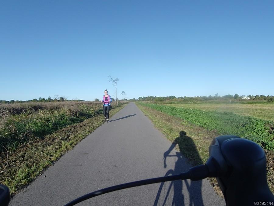 A ściślej; rowerowa, biegowa i spacerowa :)