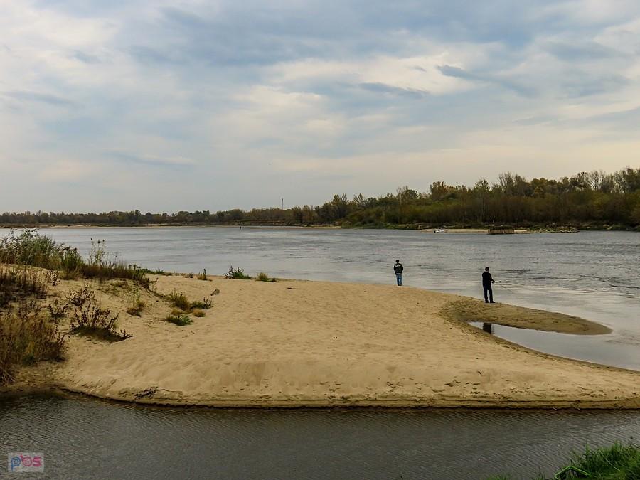 Plaża jest teraz tylko dla wędkarzy