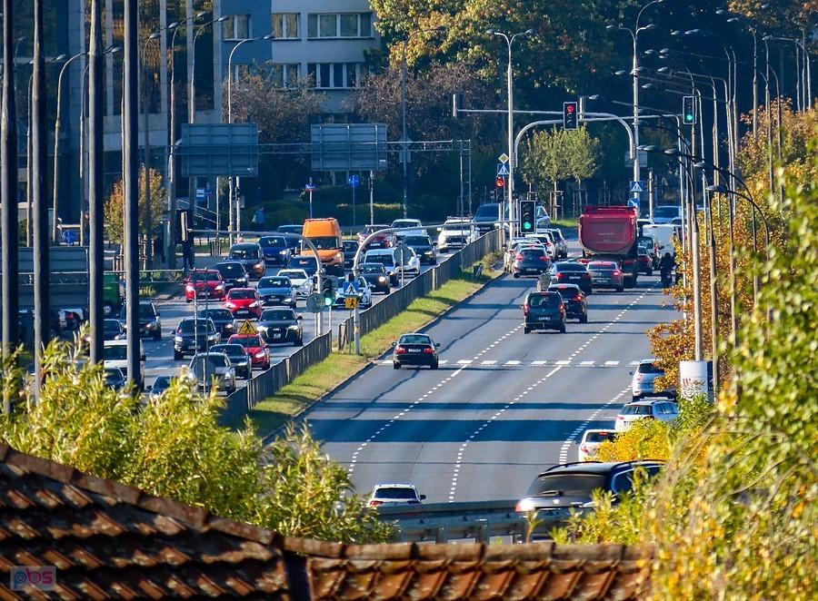 Fragment ul. Rzymowskiego przy skrzyżowaniu z Gotarda