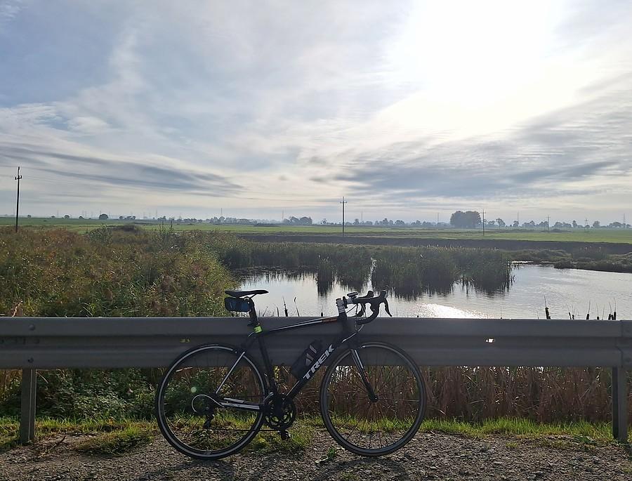 Ledwo widoczna rowerówka