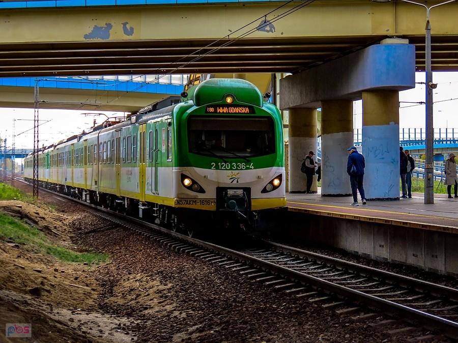 Pociąg KM przyjechał z Radomia