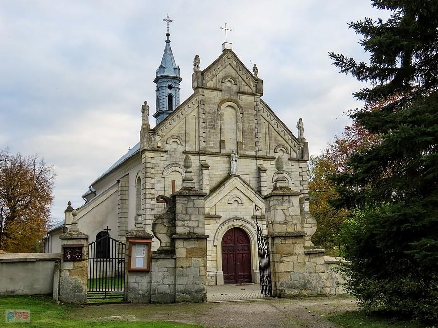 Kościół w Książu Małym