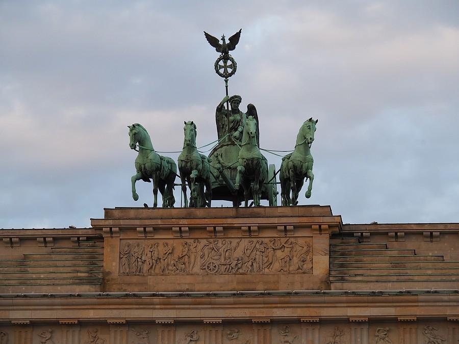 Kwadryga na Bramie Brandenburskiej w Berlinie