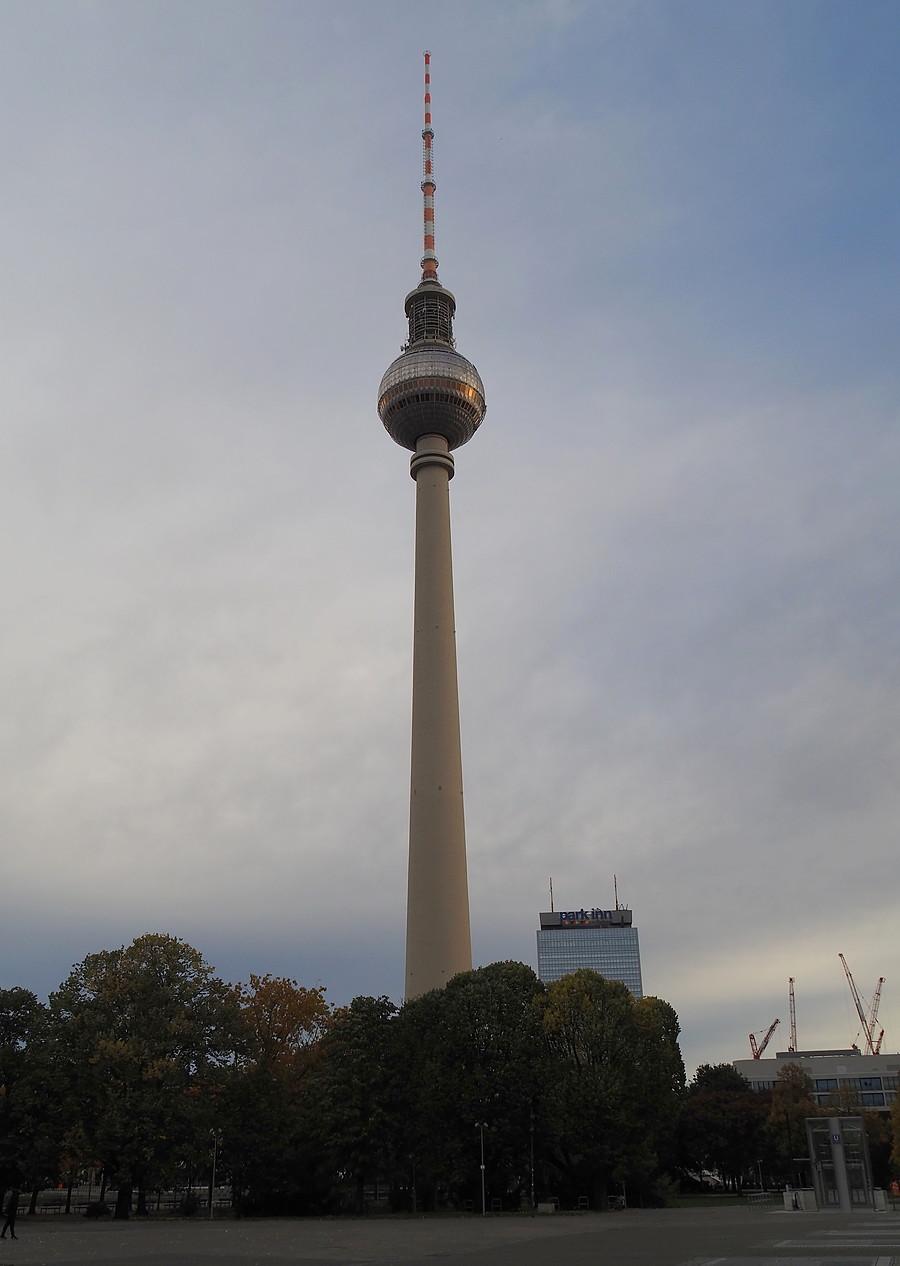 Berliner Fernsehturm – Berlińska Wieża Telewizyjna