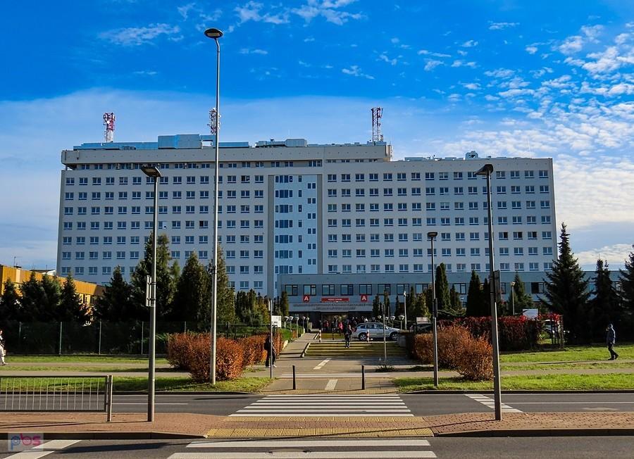 Odnowiona elewacja Instytutu Onkologii
