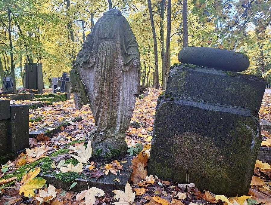 Bezgłowy posąg