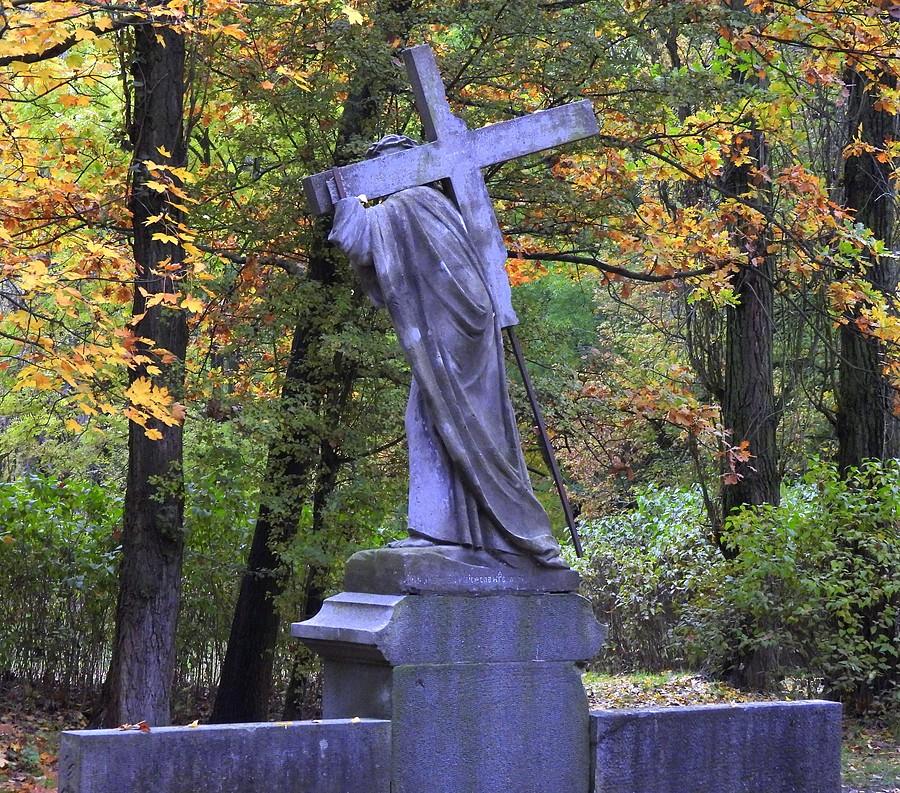 Samotny pomnik