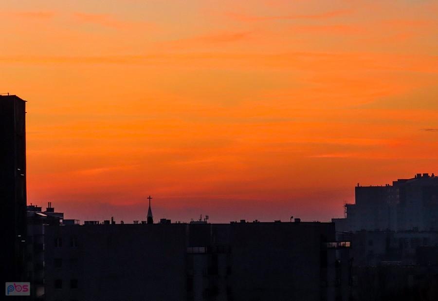 Jeszcze kwadrans do wschodu słońca