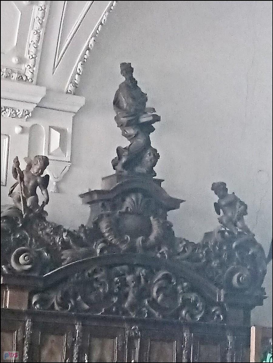 sw. Jan Nepomucen na zakrystii w Opcatwie Cystersów w Henrykowie