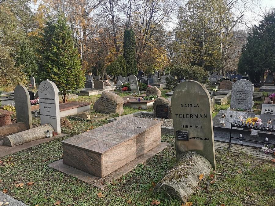Nowsza część cmentarza