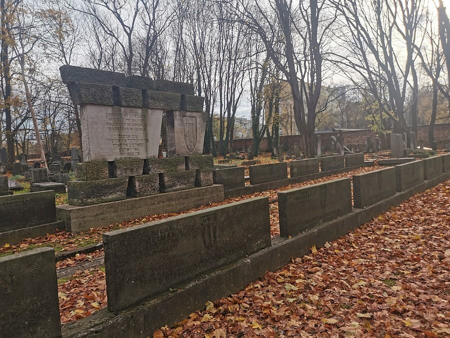 PAMIĘCI ŻOŁNIERZY I OFICERÓW WOJSKA POLSKIEGO POLEGŁYCH W OBRONIE WARSZAWY W 1939 R
