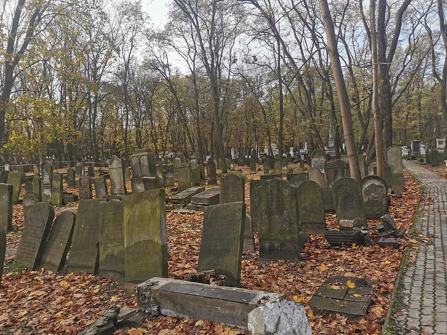 Stara część od Młynarskiej