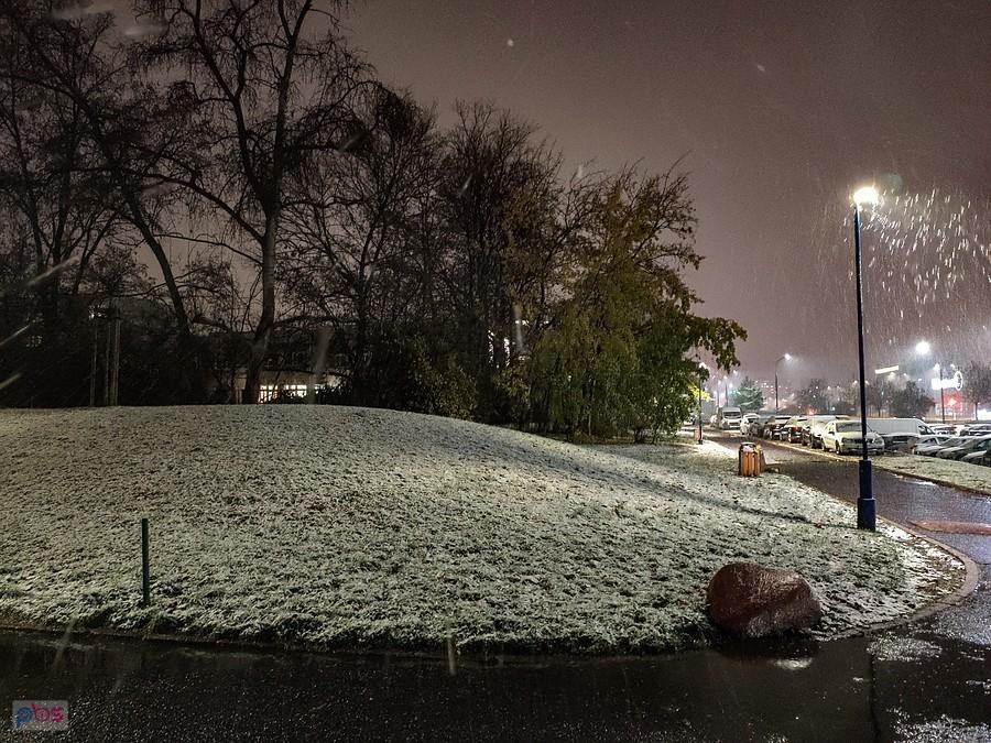 Lekko biało