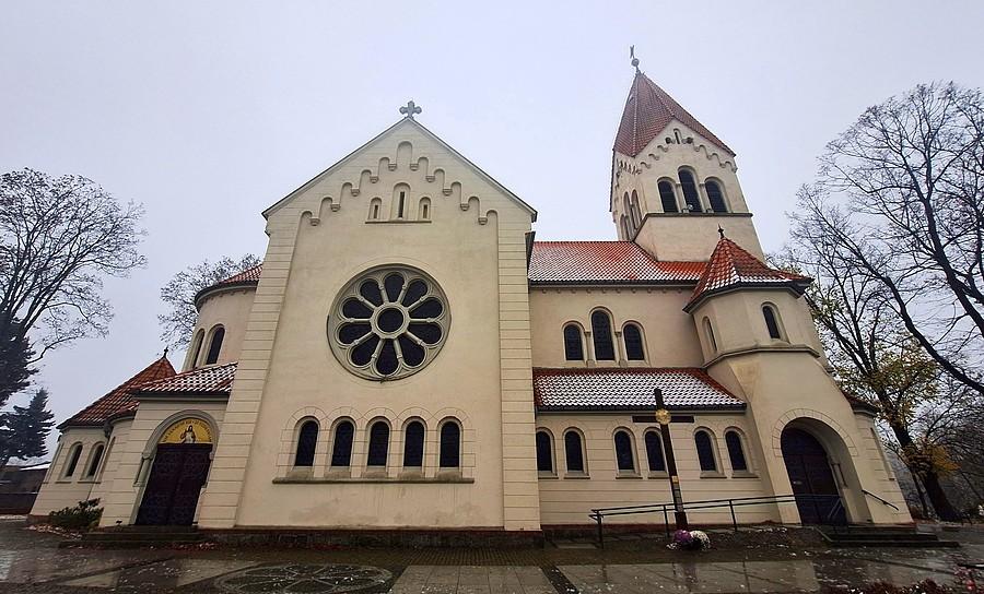 Kościół w Wirach