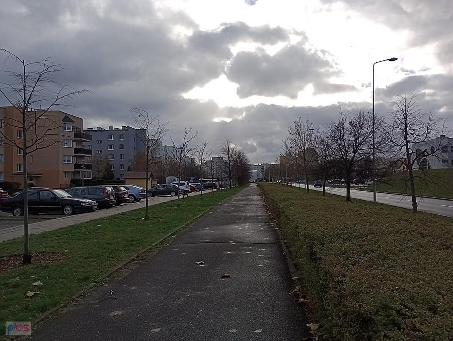 Słońce przedziera się przez chmury