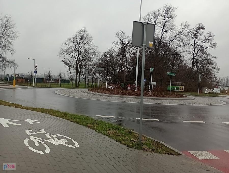 Rondo w Strzykułach przy Kaputach