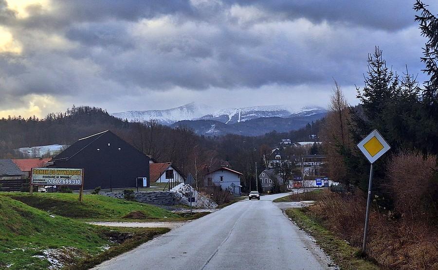 Zjazd z Jeleniej Góry do Staniszowa