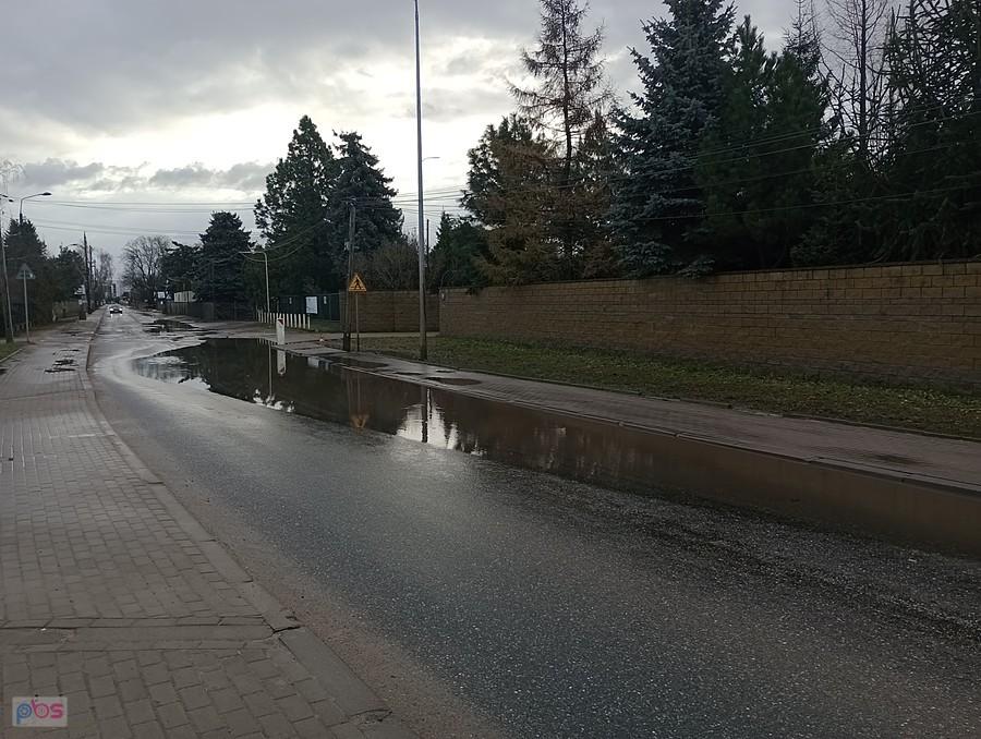 Jeziorko szeligowskie może mniejsze, ale jest po każdym większym deszczu