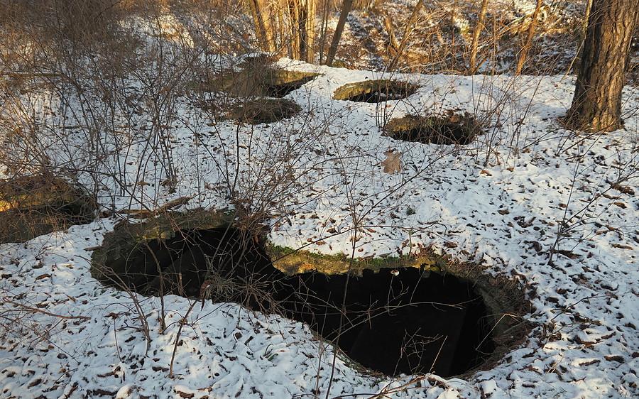 Pułapka na nieostrożnych spacerowiczów - sklepienie podziemnej oczyszczalni ścieków