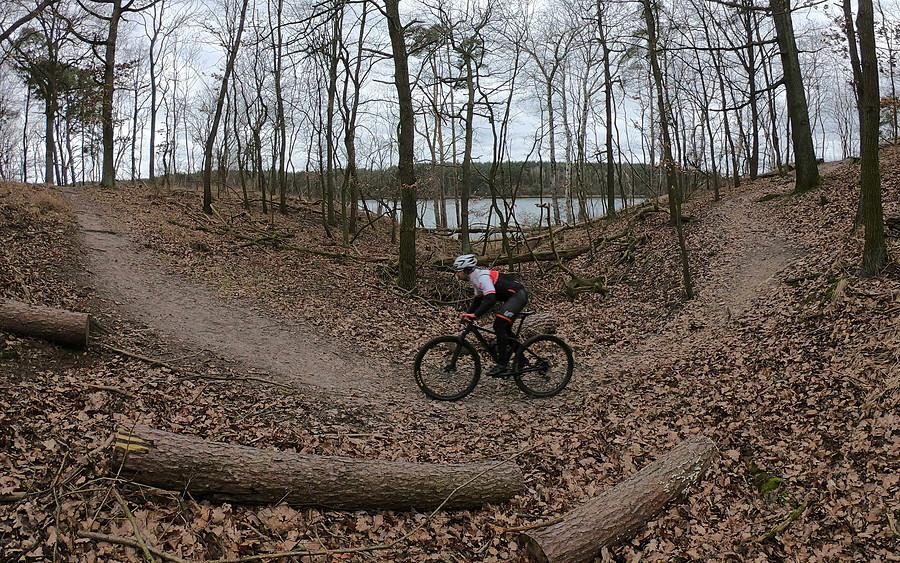 Klasyka pure MTB na czarnym dymaczewskim