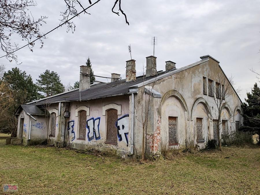 Dawna parowozownia kolejki wąskotorowej