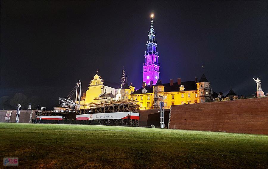 Podświetlona Jasna Góra