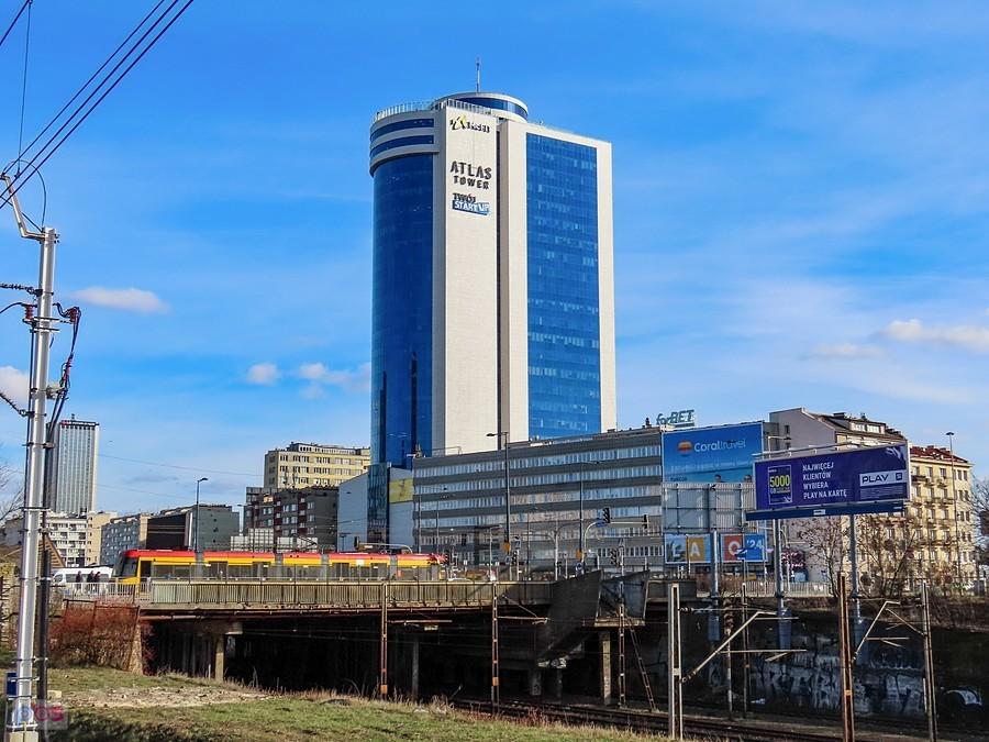 Atlas Tower z Dworca Głównego