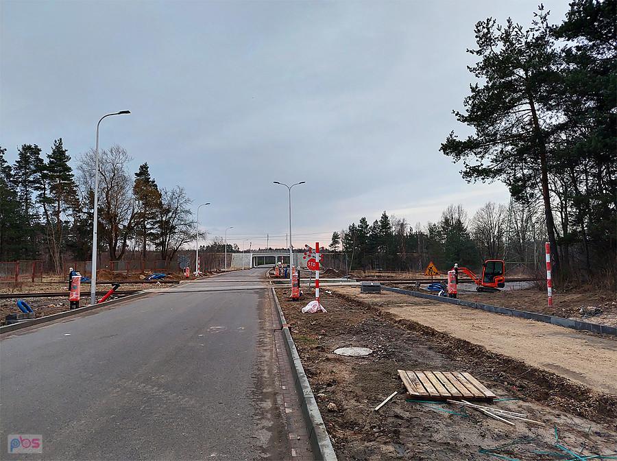 Częstochowa, przedłużenie ul. Korfantego i przejazd w kierunku Walcowni Blach Grubych