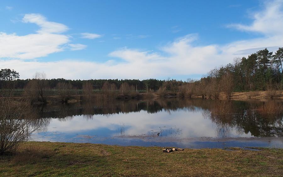 Jezioro Bledzewskie wciąż idzie w górę