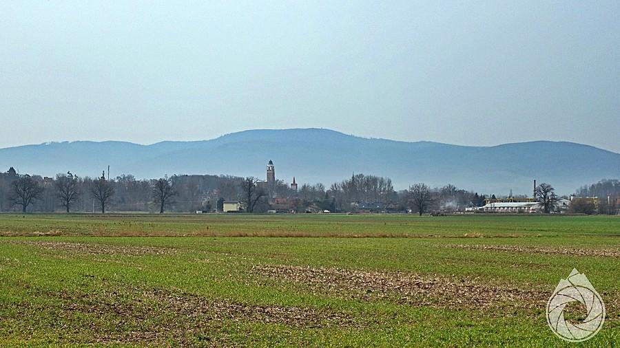 Paczków już czeka pod górami