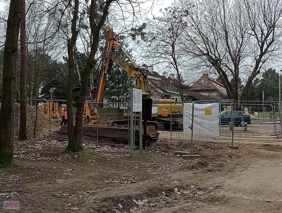 Budowa gazociągu. Odcinek przez las