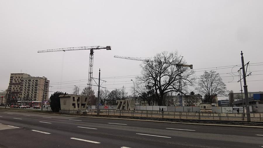 Grójecka ród Banacha, tu na miejscu bazarku powstaje blok TBS