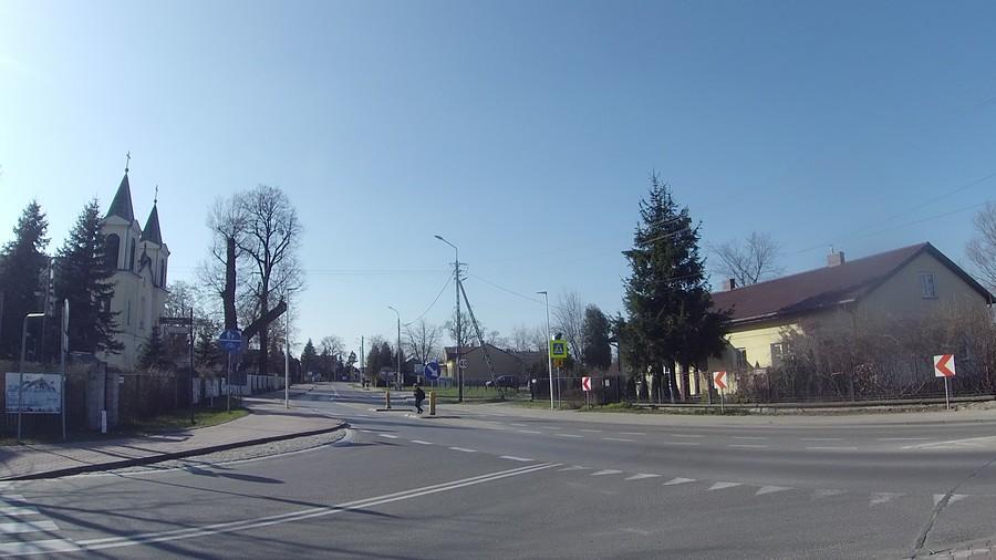 Kościół w Borzęcinie